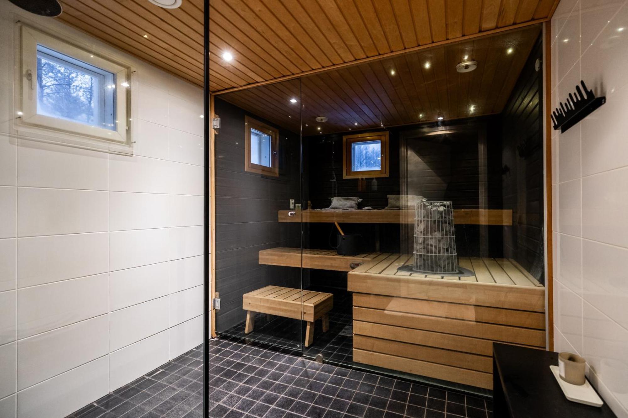 Villa Nightsky -Private Location, Sauna And Jacuzzi Rovaniemi Exterior foto